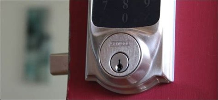 How to Automatically Lock the Schlage Connect When You Leave the House