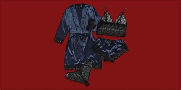 How to Buy Lingerie for Your Wife or Girlfriend