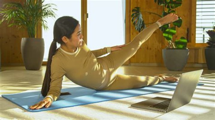 How To Do Pilates For Knee Pain, According To Trainers