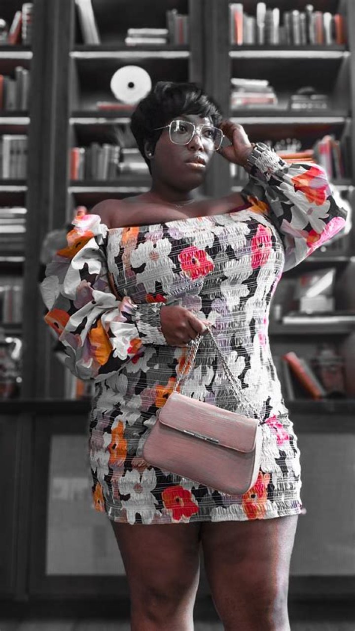 How to Dress When You Are Overweight: 13 Tips to Flaunt Your Style