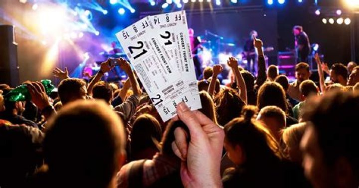 How to get front row at a concert