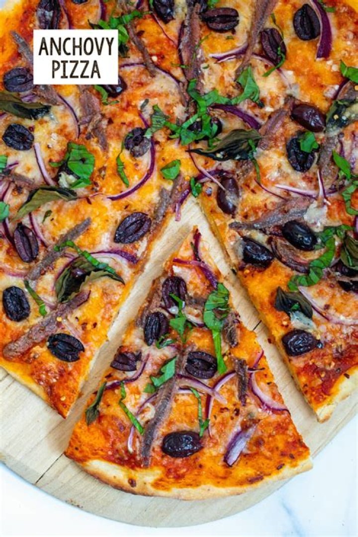 How to make anchovy pizza