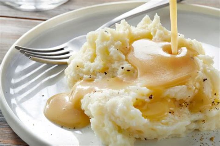 How to Reheat Mashed Potatoes You Can Fluff With a Fork