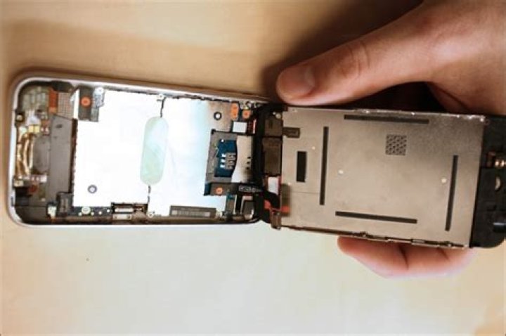 How to save your smartphone from the brink of watery death