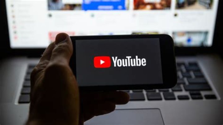 How to Skip Back and Forward 10 Seconds in YouTube and Other Apps