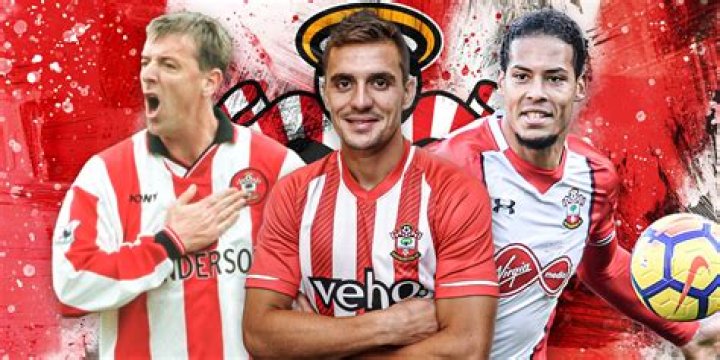 Huddersfield giving away free third kit to all travelling fans at Southampton... but team have NEVER won in it