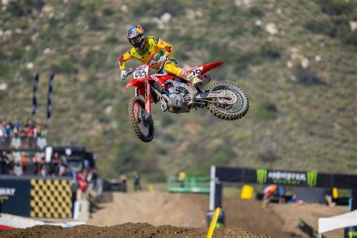 Hunter Lawrence (Motocross Racer) Wiki, Biography, Age, Girlfriend, Family, Facts and More