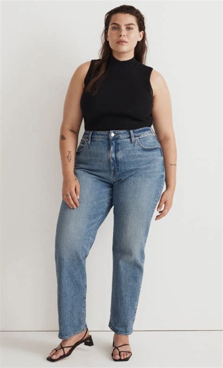 I'm a curvy girl with big boobs - my bargain hack to keep the girls in place all day, it’s so easy
