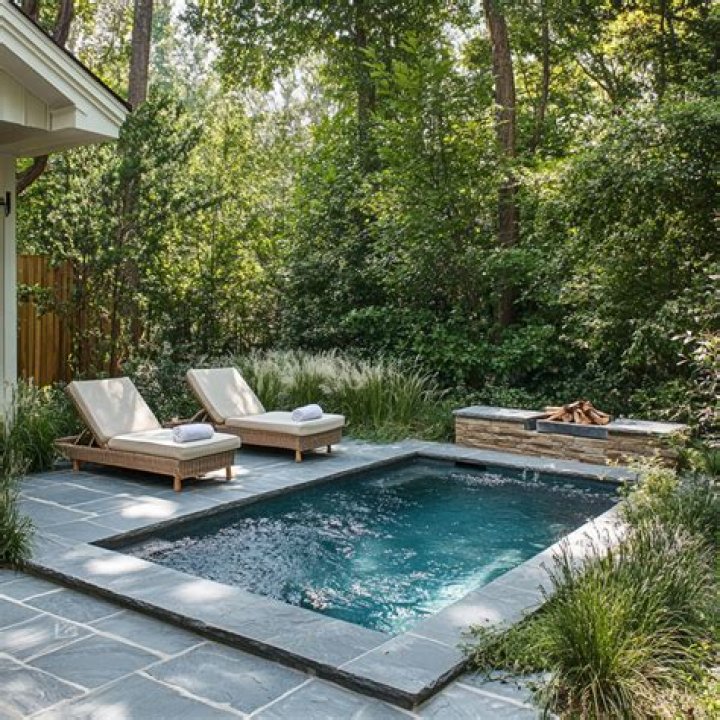 I built a budget friendly pool in my tiny garden that overlooks my street & everyone’s saying the same thing