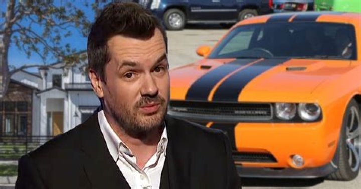“I don’t give a f- how expensive the restaurant”: Jim Jefferies on Making Tons for Net Worth and His Splurging Habits