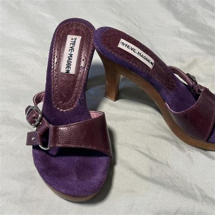 I Wore '90s Steve Madden Stretchy Slides For A Week & Here's What Happened — PHOTOS