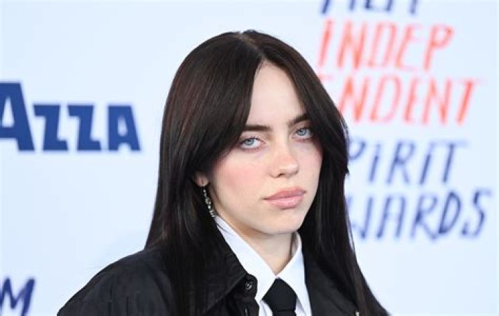 Instagram: Fans react to Billie Eilish's nude drawing