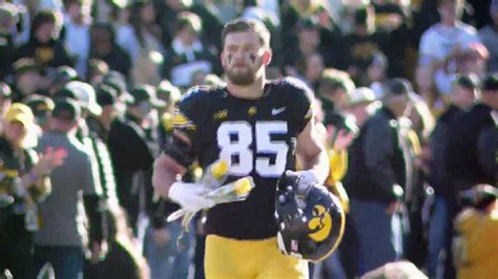 Iowa Hawkeye and former Orion Charger Logan Lee looks back on his career