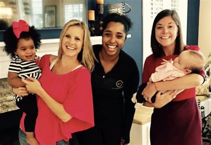Is Amelia Draper Pregnant? The Reporter’s Love Life