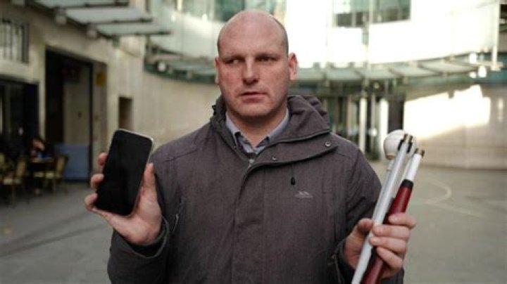 Is BBC Journalist Sean Dilley Blind? What Happened To Sean Dilley’s Eyes?
