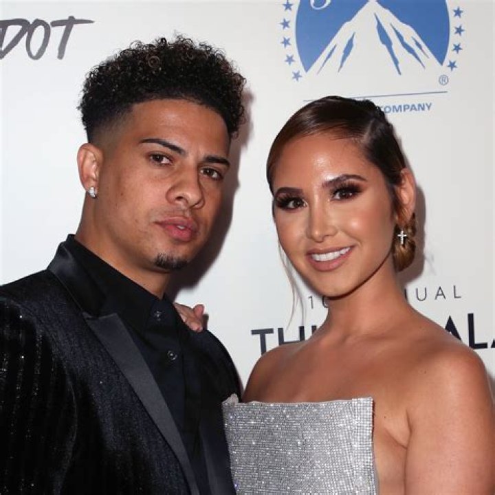 Is Catherine McBroom Pregnant? Debunking Rumors and Speculations!