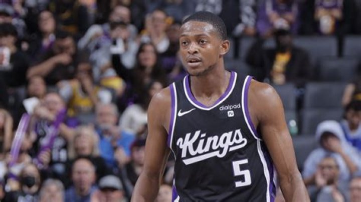 Is De'Aaron Fox playing tonight vs Pelicans? Kings leader's ankle issues can behave as an obstacle