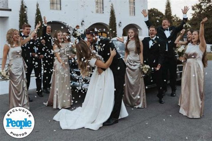 Is Jana Duggar gay? John David Duggar courtship sets off another round of speculation about oldest Counting On daughter