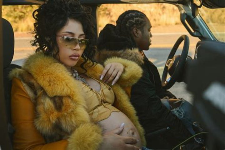 Is Kali Uchis Pregnant? The Rumors Surrounding Singer’s Alleged Pregnancy!