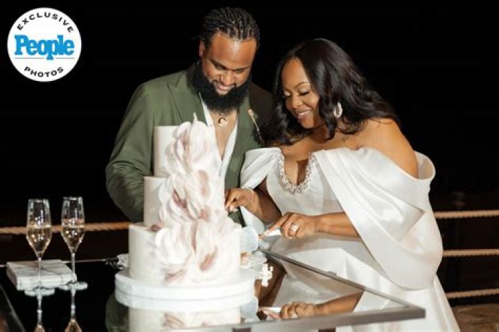 Is Kardea Brown in a relationship?