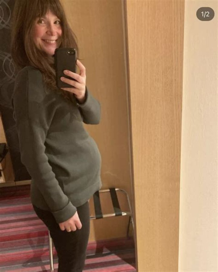 Is Natasha Raskin Sharp Pregnant? Debunking the Pregnancy Speculations Surrounding Bargain Hunt Star!