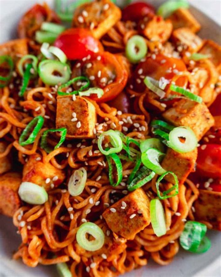 Is there whole-wheat ramen noodles?