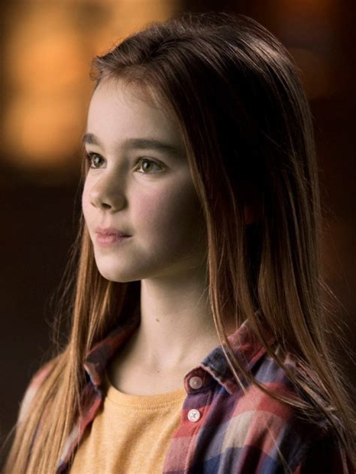 Isabella Sermon: Wiki, Bio, Age, Height, Career, Net Worth, Movies, Family
