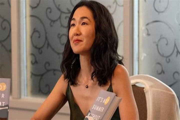 Jackie Chung (TV Actress) Wiki, Biography, Age, Boyfriend, Family, Facts, and Many More.