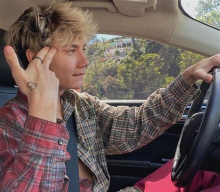 Jaden Hossler – Wiki, Bio, Age, Height, Net Worth, Girlfriend