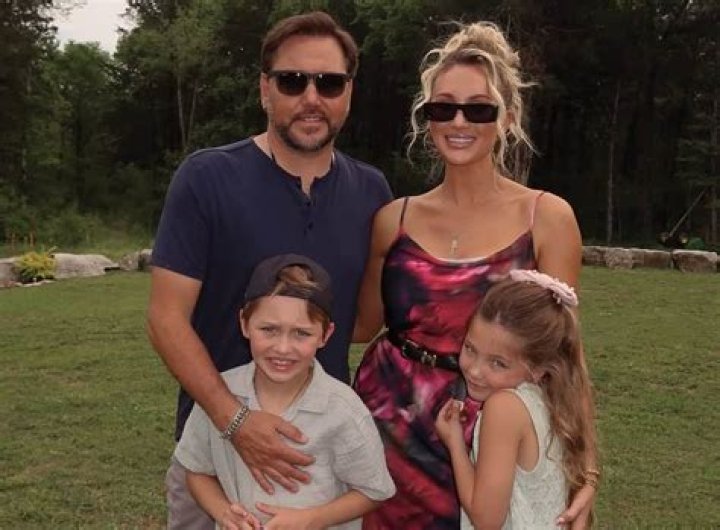 Jason Aldean’s wife Brittany shares adorable photo of kids: ‘Couldn’t you just eat them up’
