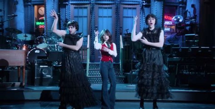 Jenna Ortega Is Sick of Doing the Wednesday Dance in First SNL Promo