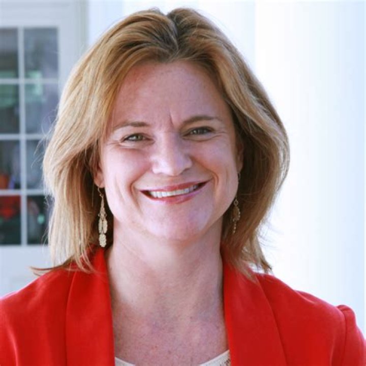 Jennifer Palmieri- Wiki, Age, Height, Net Worth, Husband, Ethnicity