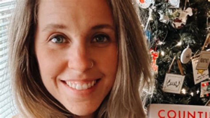 Jill Duggar disappears from social media following photo of her and Derick Dillard at the Duggar Christmas