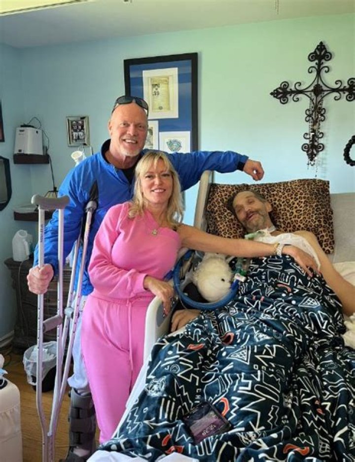 Jim McMahon Visits Bedridden Steve McMichael Battling ALS