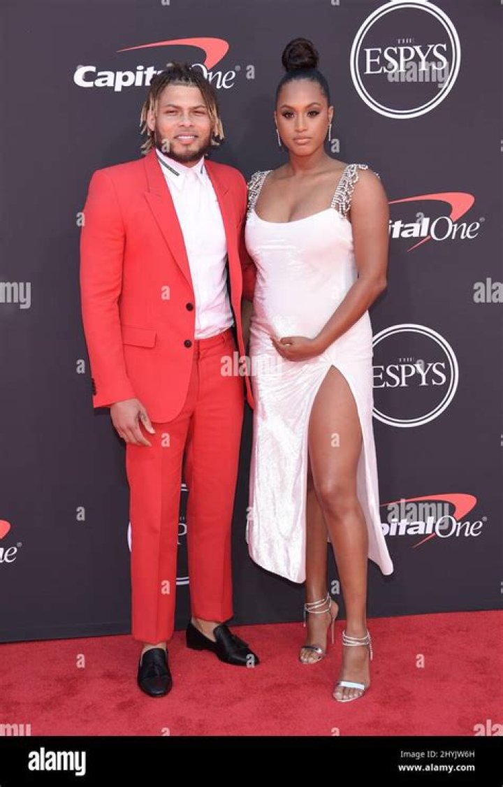 Jimmy Garoppolo Wiki 2023 - Girlfriend, Salary, Tattoo, Cars & Houses and Net Worth