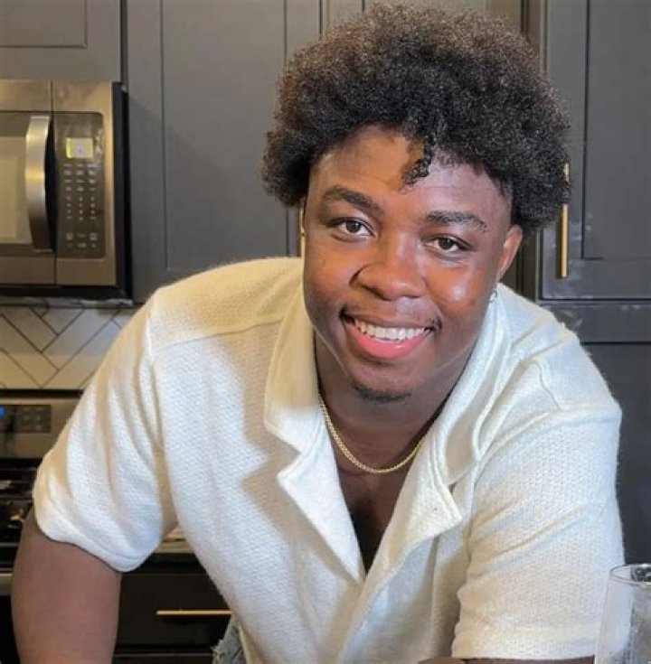 Jonny Manganello (TikTok Star) Wiki, Biography, Age, Girlfriend, Family, Facts, and Many More.