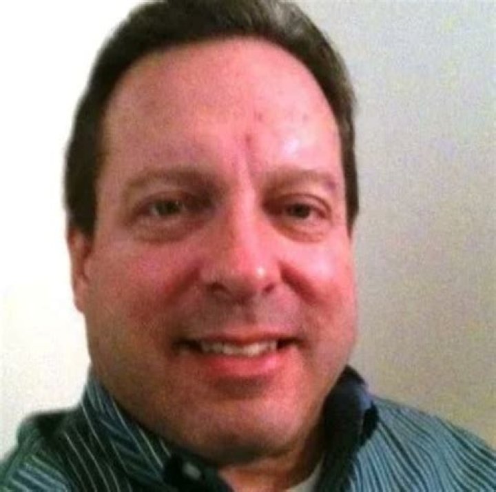 Josh Gad Drama Teacher, Brent Pesola, Passes Away in Dallas, TX: Obituary and Death Cause
