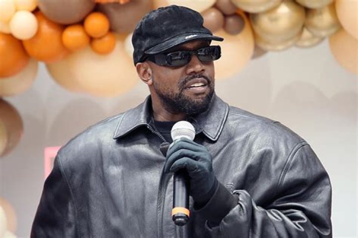 Kanye West Fans Pirate Donda 2 Instead of Buying Stem Player
