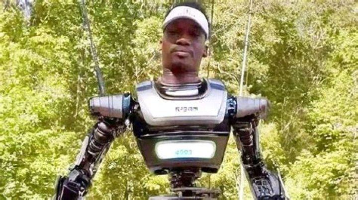 Kelor The Service Robot Confirmed?
