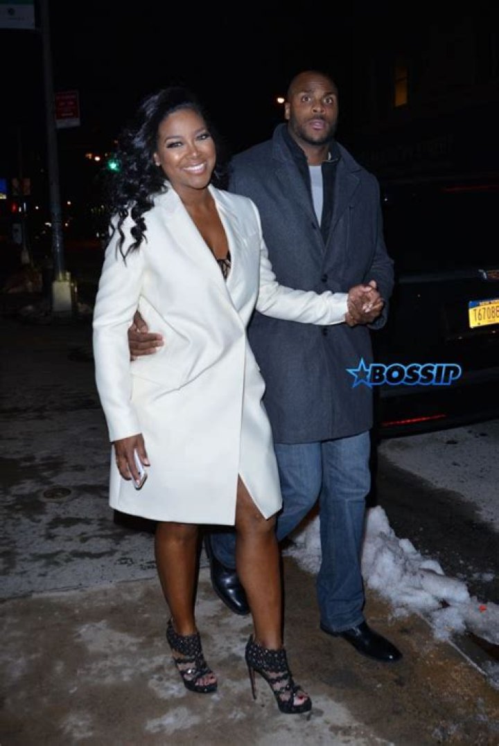 Kenya Moore Responds to 'Fake Boyfriend' Walter Jackson