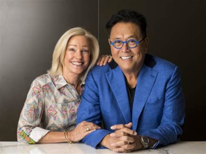 Kim Kiyosaki عمر، ڪم جي زندگي، ڪتاب جي ڄاڻ ۽ دلچسپ حقيقتون