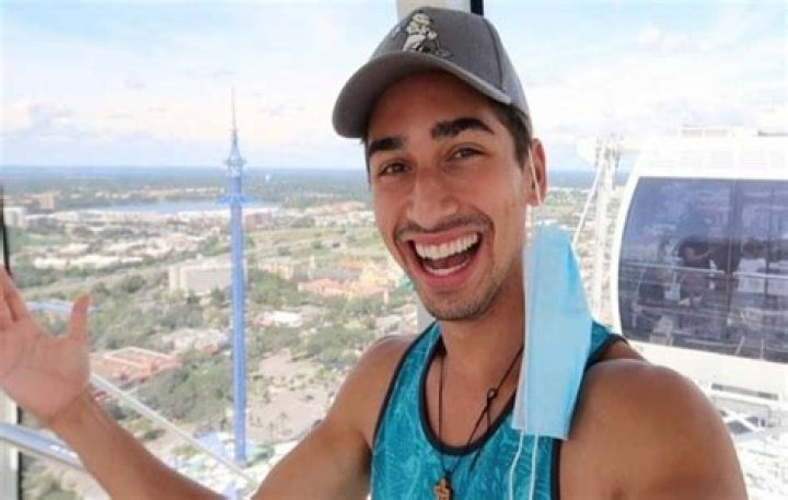 Kyle Pallo Biography, Wiki, Age, Height, Net Worth, Girlfriend