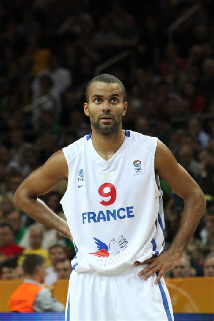 La Taille De Tony Parker