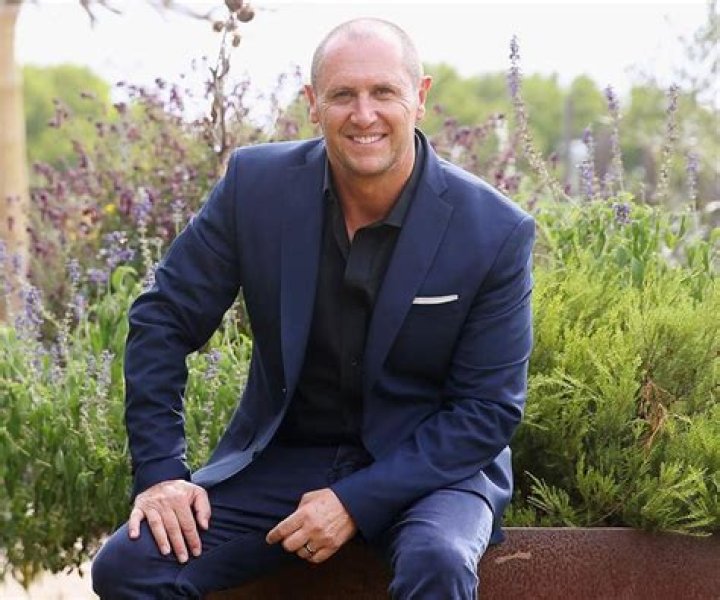 Larry Emdur Age, Height, Wife, Daughter, Net Worth