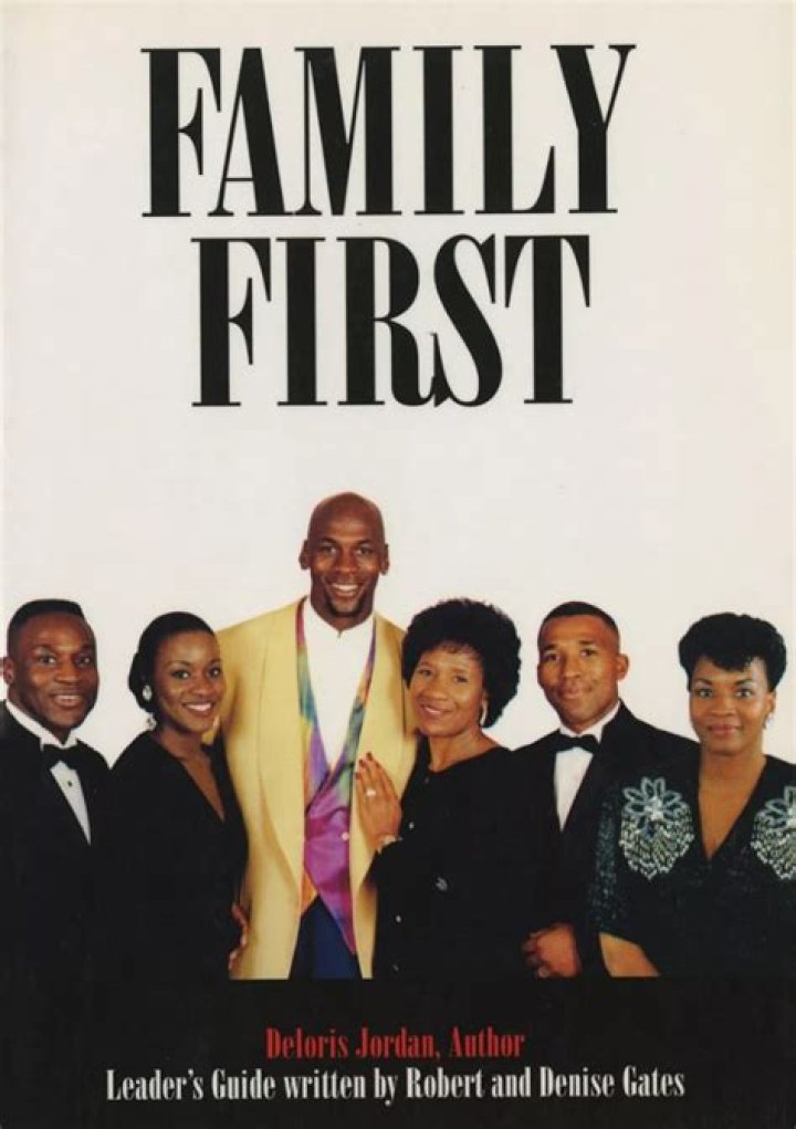Larry Jordan Wife: Is Michael Jordan Brother Married?