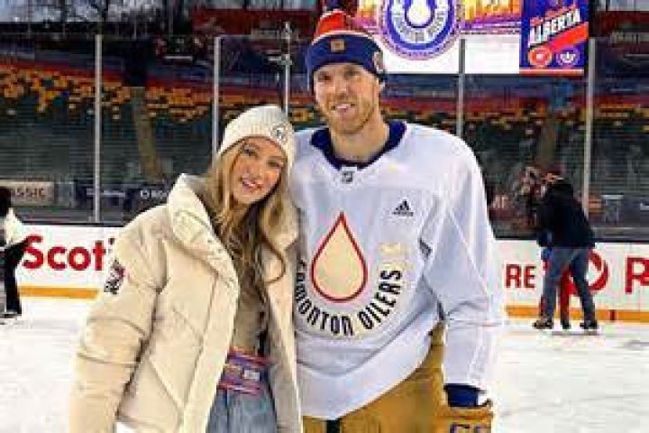 Lauren Kyle | Connor McDavid Girlfriend [2023 Update]