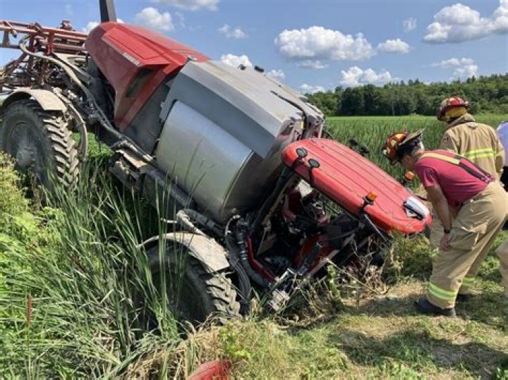Lawsuit filed after fire truck/field sprayer crash in Muscatine County