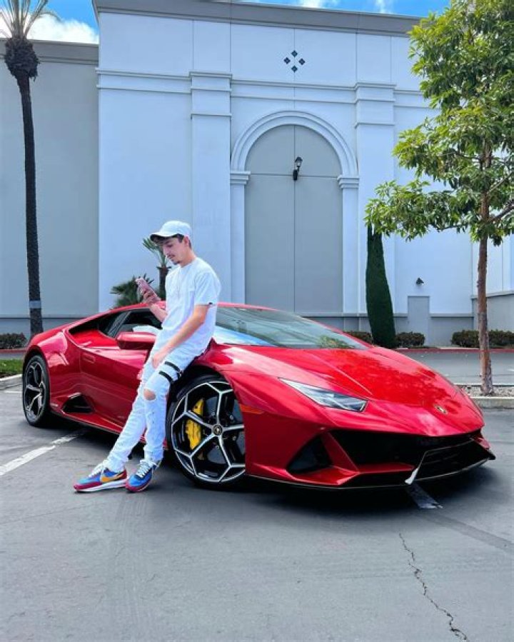 Lil Flip: Bio, WiKi, Career, Income, Car Collection & Net Worth 2022: Biography Career Income House Cars
