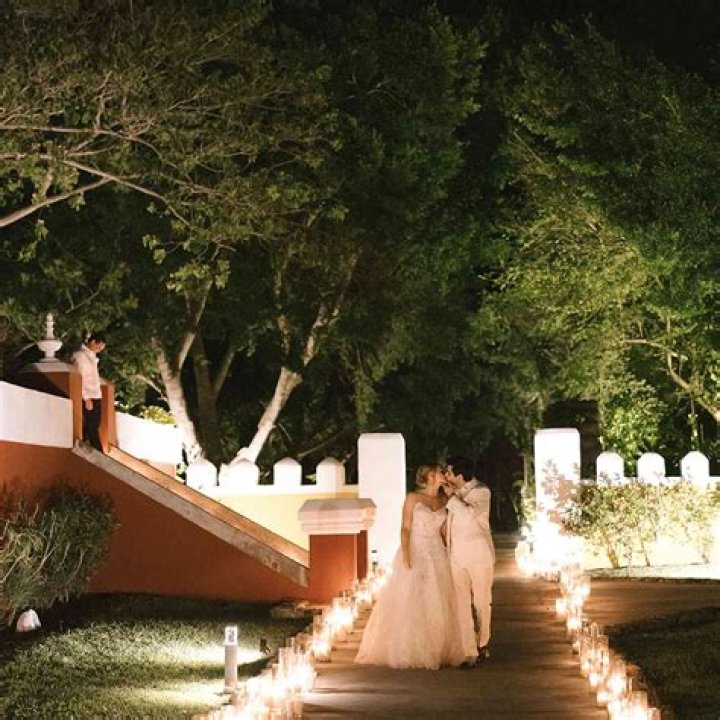 Lindsay Usich Wedding Pictures: A Glimpse Into A Dreamy Celebration