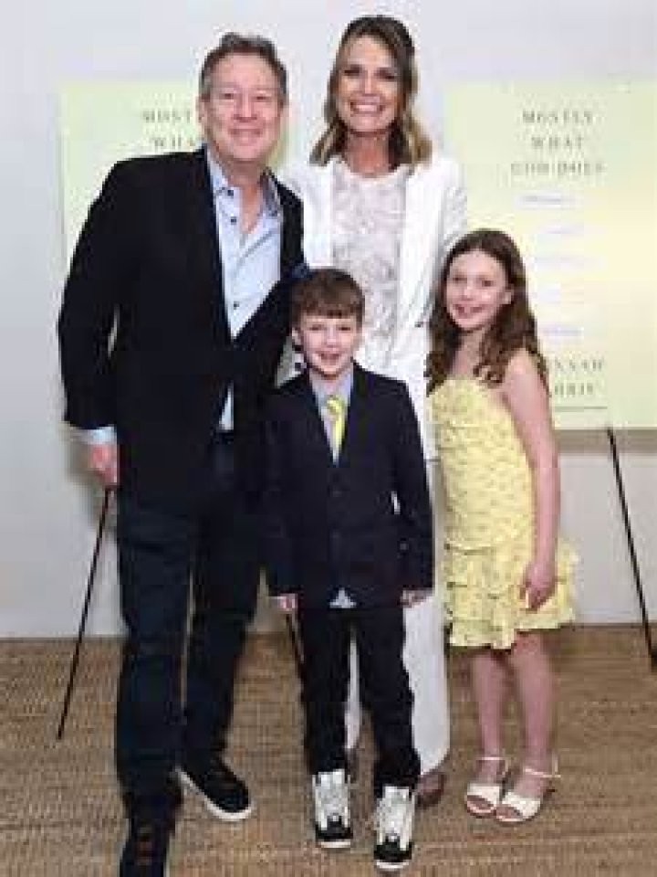 Lisa Durupt: Age, Wiki, Birthday, Husband Michael Lyons and Net worth